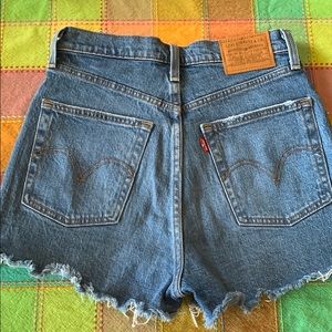 Levi Jean Shorts